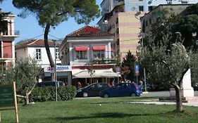 Jolly City Center Hotel